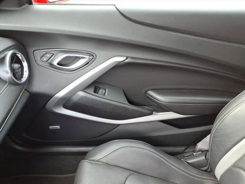 Used 2017 Chevrolet Camaro LT w/ RS Package image 28