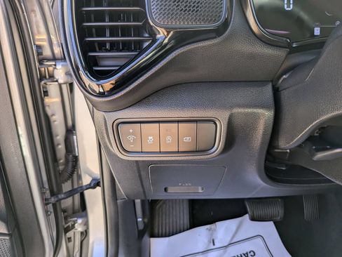 Certified 2023 Kia Soul S FWD image 26
