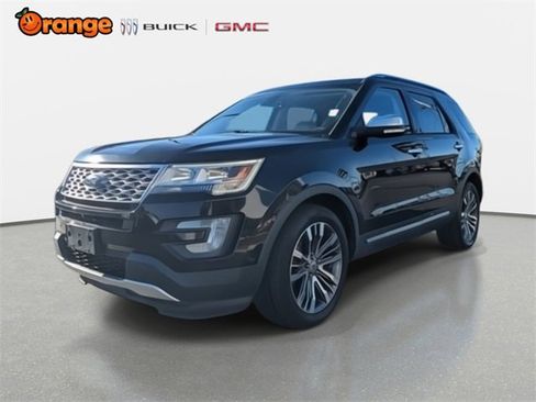 Used 2017 Ford Explorer Platinum image 8