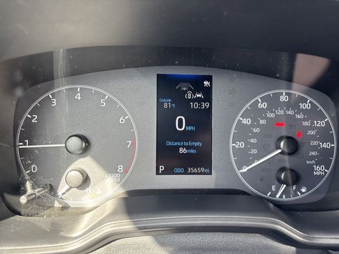 Used 2024 Toyota Corolla Sedan FWD image 29