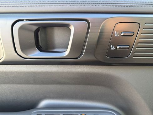 New 2026 Hyundai Santa Fe Calligraphy FWD image 25