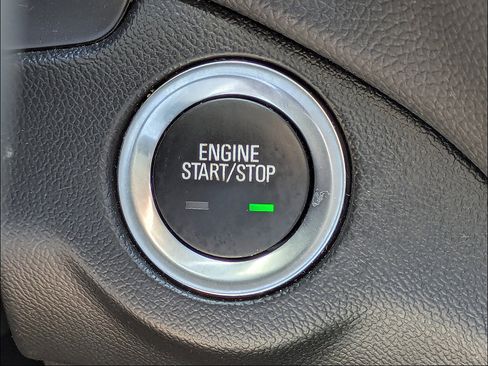 Certified 2023 Chevrolet Equinox LT FWD image 29