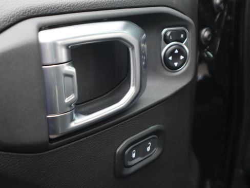 New 2024 Jeep Wrangler Unlimited Sport image 6