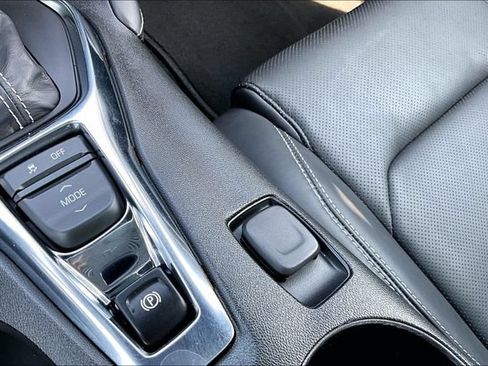 Used 2019 Chevrolet Camaro SS RWD image 14