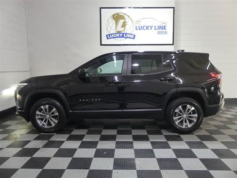 Used 2026 Chevrolet Equinox LT FWD image 7