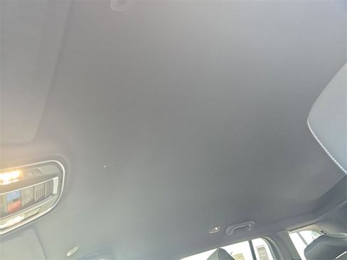 New 2025 Jeep Grand Cherokee Laredo image 30