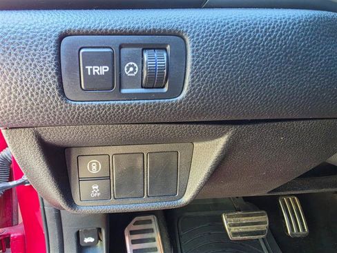 Used 2018 Honda Accord Sport image 30