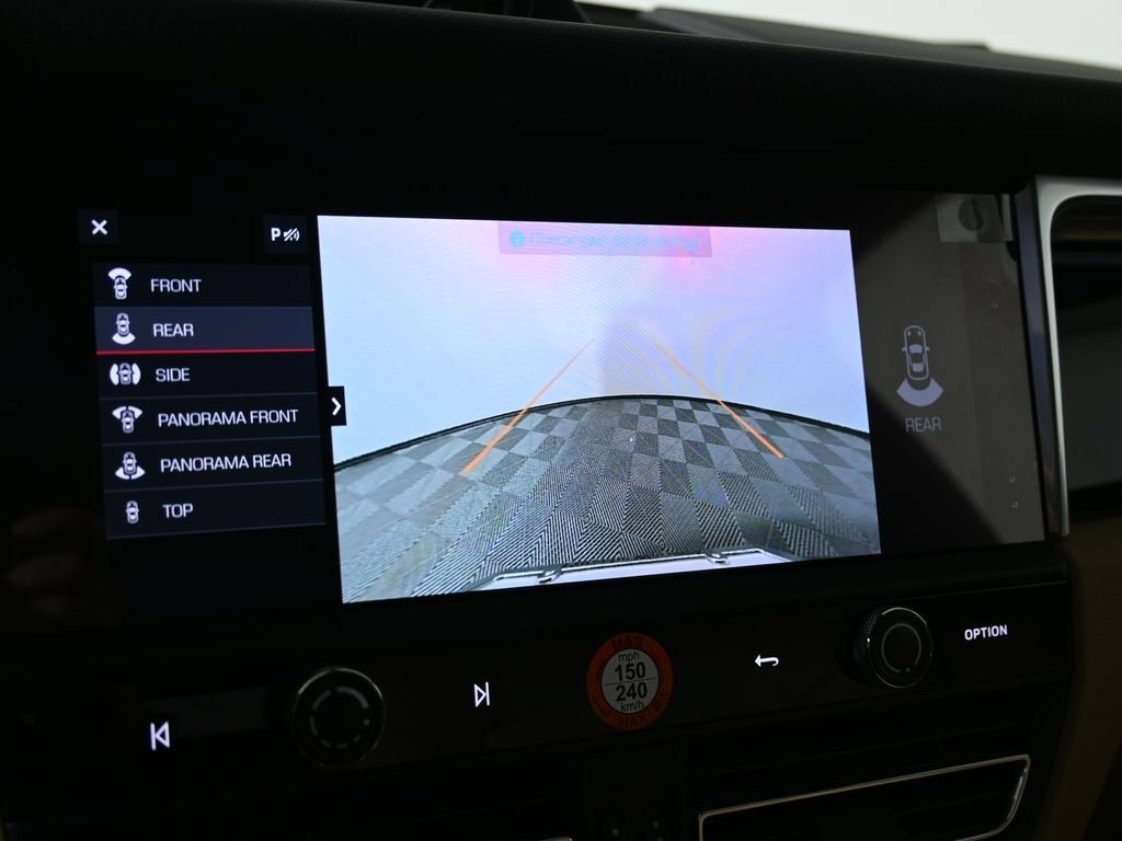 Used 2026 Porsche Macan AWD/4WD image 28