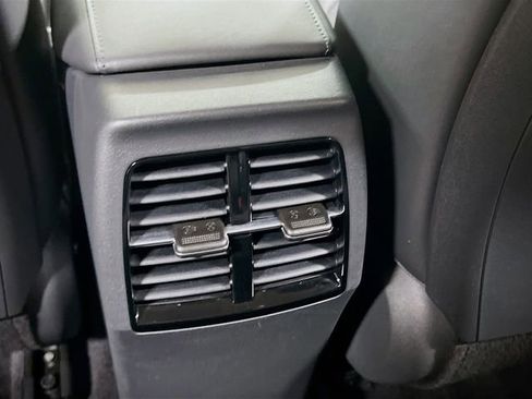 Certified 2023 Kia Niro EX image 26