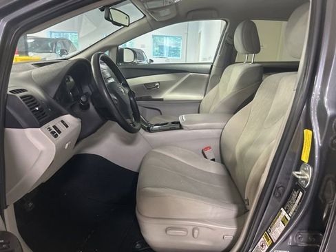 Used 2009 Toyota Venza AWD image 14