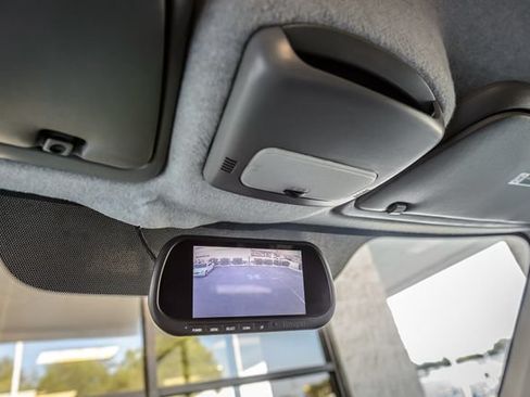 Used 2018 Mercedes-Benz Sprinter 2500 image 33