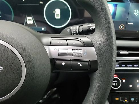 Certified 2025 Hyundai Santa Cruz SEL image 17