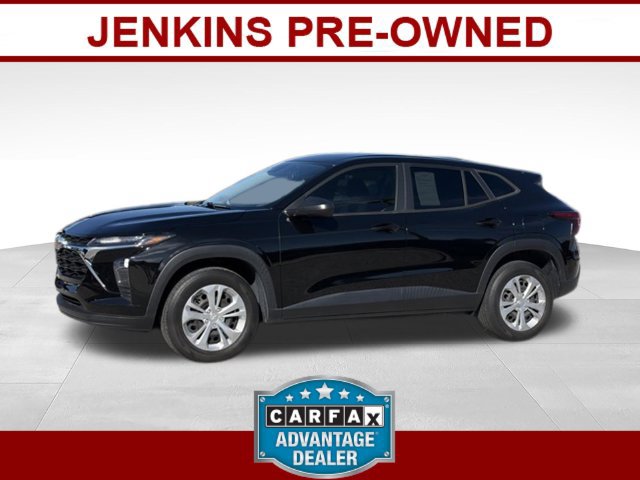 Used 2024 Chevrolet Trax LS w/ Driver Confidence Package FWD 360° Tour