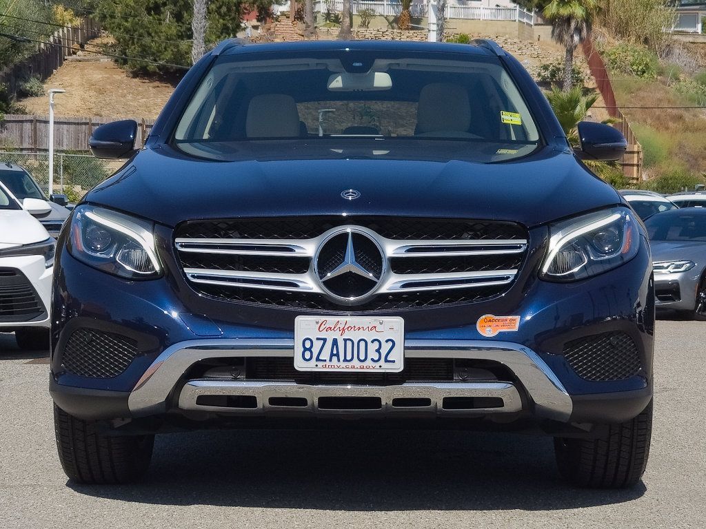Used 2019 Mercedes-Benz GLC 350e 4MATIC image 2