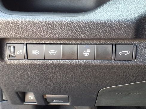 Certified 2024 Toyota RAV4 XLE w/ Convenience Package AWD/4WD image 17