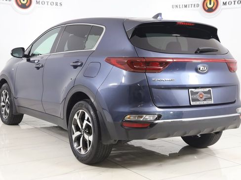 Used 2020 Kia Sportage LX w/ LX Popular Package AWD/4WD image 4