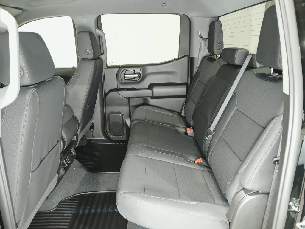 Used 2026 Chevrolet Silverado 1500 Custom Trail Boss w/ Turbomax Blackout Package AWD/4WD image 12