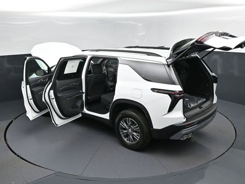 New 2026 Chevrolet Traverse LT image 48
