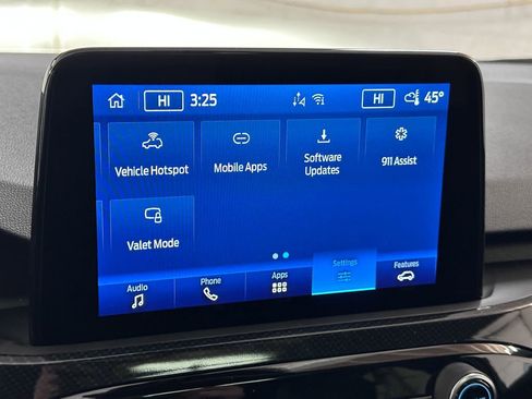 New 2026 Ford Escape ST-Line w/ Cold Weather Package AWD/4WD image 36