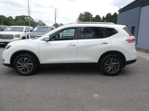 Used 2016 Nissan Rogue SL w/ SL Premium Package AWD/4WD image 9