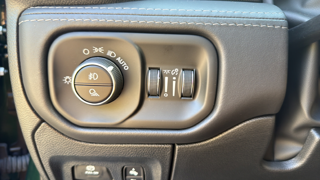 New 2026 RAM 1500 RHO w/ RHO Level 1 Equipment Group AWD/4WD image 28