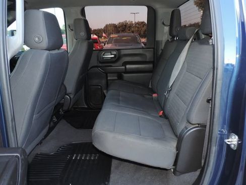 Used 2022 Chevrolet Silverado 2500 Custom w/ Custom Convenience Package AWD/4WD image 20