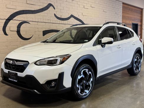 Used 2023 Subaru Crosstrek 2.5i Limited AWD/4WD image 8