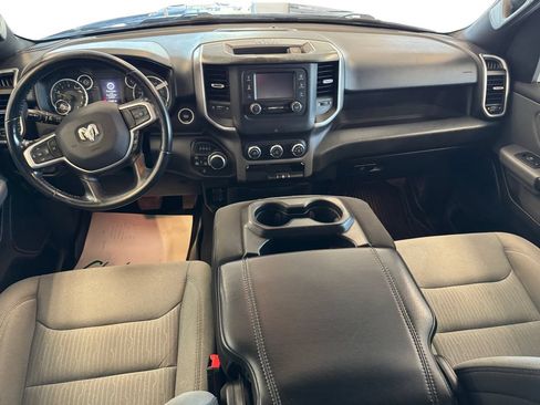 Used 2022 RAM 1500 Big Horn AWD/4WD image 12