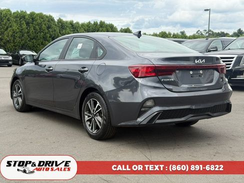 Used 2023 Kia Forte LXS FWD image 7