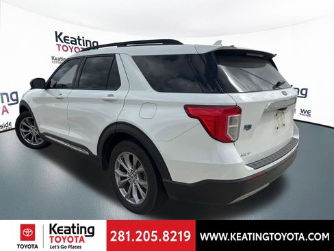 Used 2020 Ford Explorer XLT w/ Equipment Group 202A image 5