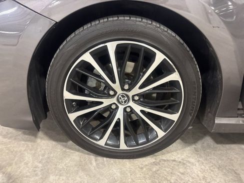Used 2018 Toyota Camry L image 24