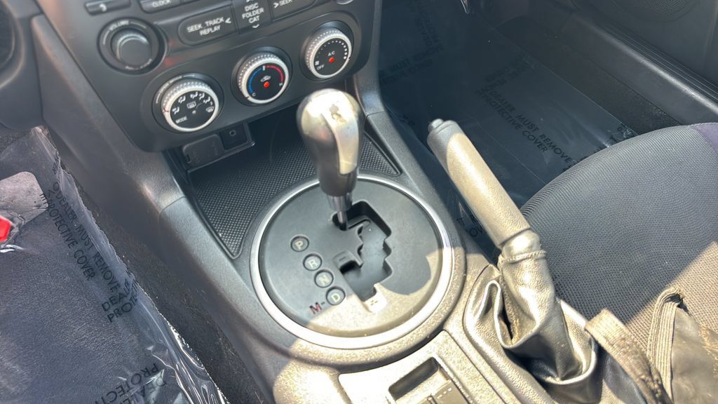 Used 2009 MAZDA MX-5 Miata Touring RWD image 21