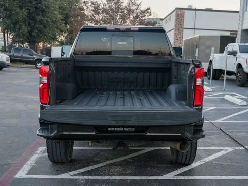 Used 2020 Chevrolet Silverado 2500 High Country w/ Z71 Off-Road Package image 11