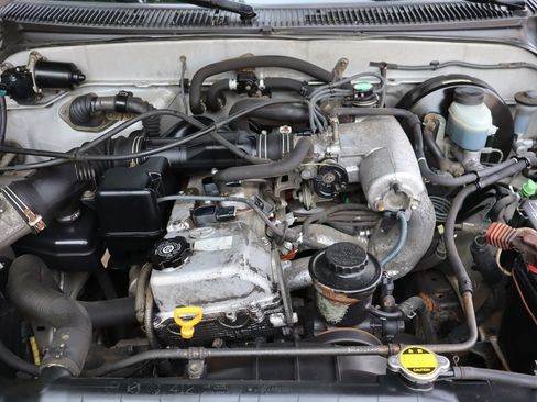 Used 2002 Toyota Tacoma 4x4 Xtracab image 30