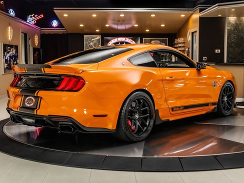 Used 2020 Ford Mustang GT Premium w/ GT Performance Package RWD image 12