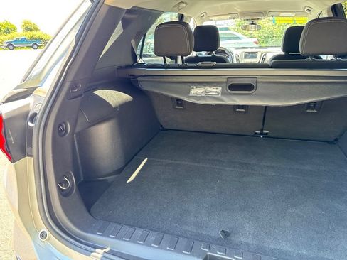 Used 2022 Chevrolet Equinox LT FWD image 37