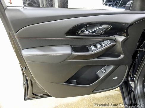 Certified 2023 Chevrolet Traverse RS image 22
