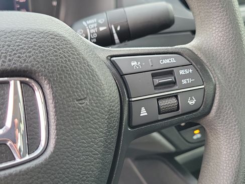 Used 2025 Honda Accord SE image 26