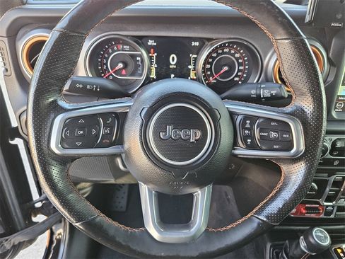 Used 2021 Jeep Gladiator Mojave image 13
