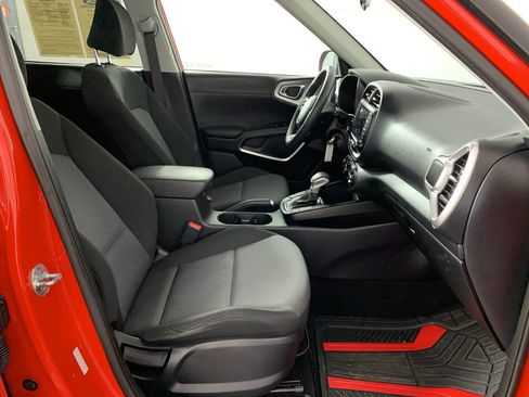 Used 2022 Kia Soul LX w/ Technology Package FWD image 38