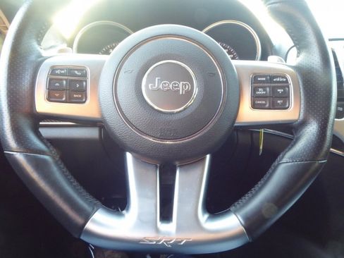 Used 2012 Jeep Grand Cherokee SRT8 w/ Luxury Group II image 25