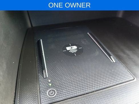 Used 2023 Honda Pilot Elite image 6