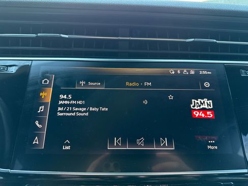 Used 2019 Audi Q8 Premium Plus w/ Premium Plus image 46