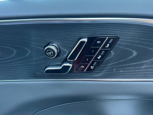 Certified 2026 Cadillac Lyriq Signature Sport w/ LPO, Floor Liner Package image 20