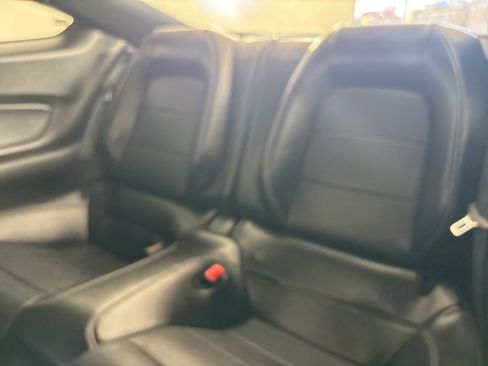 Used 2020 Ford Mustang Premium image 19