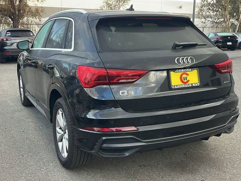 Used 2022 Audi Q3 2.0T Premium image 3
