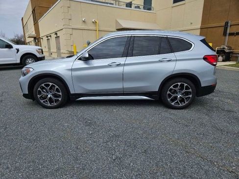 Used 2021 BMW X1 xDrive28i w/ Convenience Package image 4