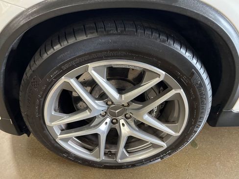 Used 2018 Mercedes-Benz GLC 63 AMG 4MATIC image 44