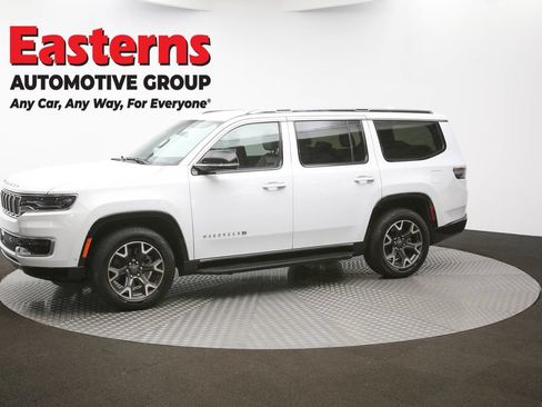 Used 2023 Jeep Wagoneer Series III w/ Preferred Equipment Group RWD image 55
