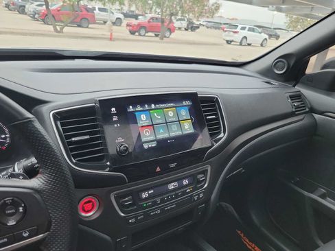 Used 2024 Honda Passport TrailSport image 24